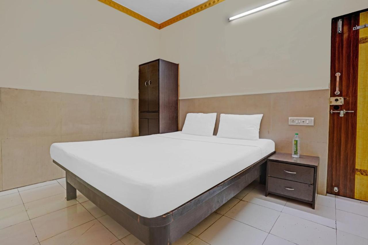 Spot On 81122 Alfa Lodge Bombay Exterior foto